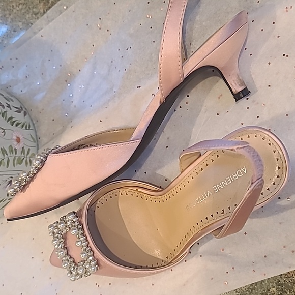 Shoes - Picture 3 of 6